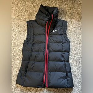 New Nike Olympic puffer vest size xs